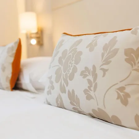 Tunera - Luxury I